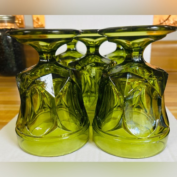Vintage Anchor Hocking avocado green 8oz goblets. Set of 5. Great condition. - Picture 4 of 7